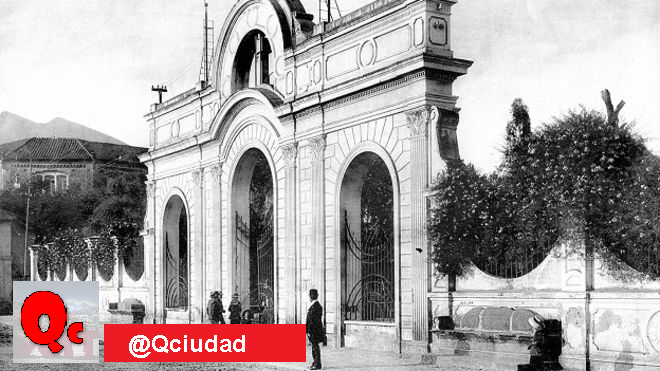 QCiudad's tweet photo. ¡Increíbles fotos quiteñas! ¡Dale RT!  https://t.co/EOnyQapPg5 https://t.co/KAQEch18ee
