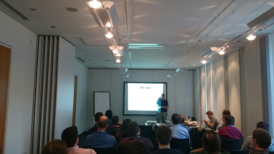 rotty3000's tweet image. @nbartlett talking about #bndtools at #EclipseCon #OSGi and mentioning @Liferay 👋👏