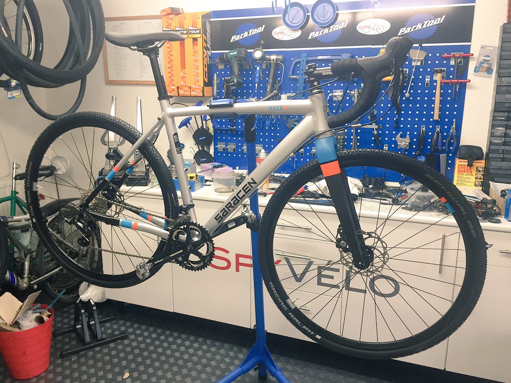 RobbieSailing's tweet image. My new #cyclocross bike from @SpyVelo ready for the #spyveloCXcup2016 @SaracenBikes