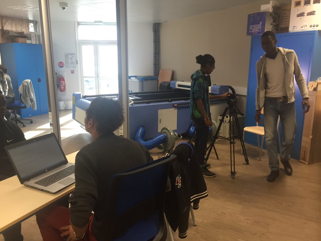 mediaimmediat's tweet photo. 2ème session #piscine #immersion pour la #promoalpha a #lafabnum https://t.co/6bzrfNdX4D