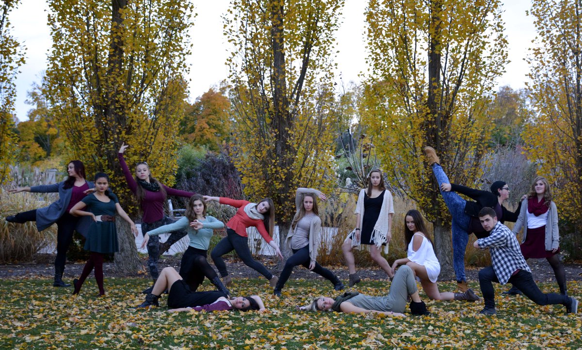 NADA_psu's tweet photo. DONT MISS the NHSDA Fall Showcase Nov 17 18 &amp; 19 @ 7:30 in Playhouse! Hope to see you there! Credit: Callie Rojewski https://t.co/7JlvV2Jsdg