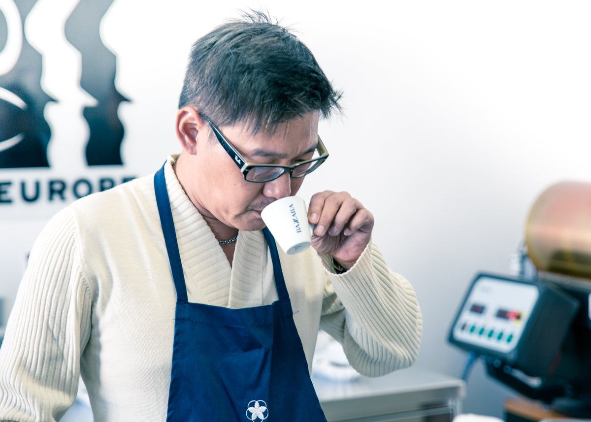 BazzaraSrl's tweet photo. Our friends from Hong Kong
#coffee #bazzara #dodicigrancru https://t.co/lCpP4moU5K