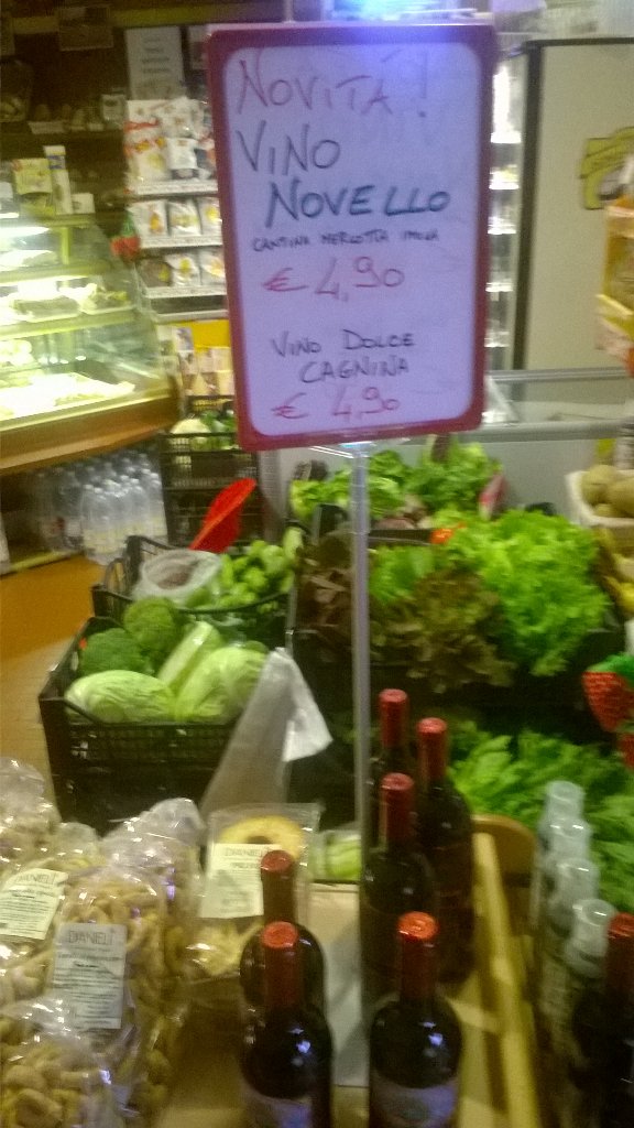 imolasapori's tweet photo. Novello e cagnina... https://t.co/1t7XUGQi8t