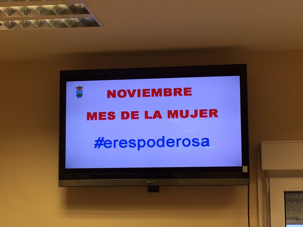 anaromeromartin's tweet image. Noviembre el #Pedrezuela es el mes de la mujer @PsoePedrezuela #erespoderosa