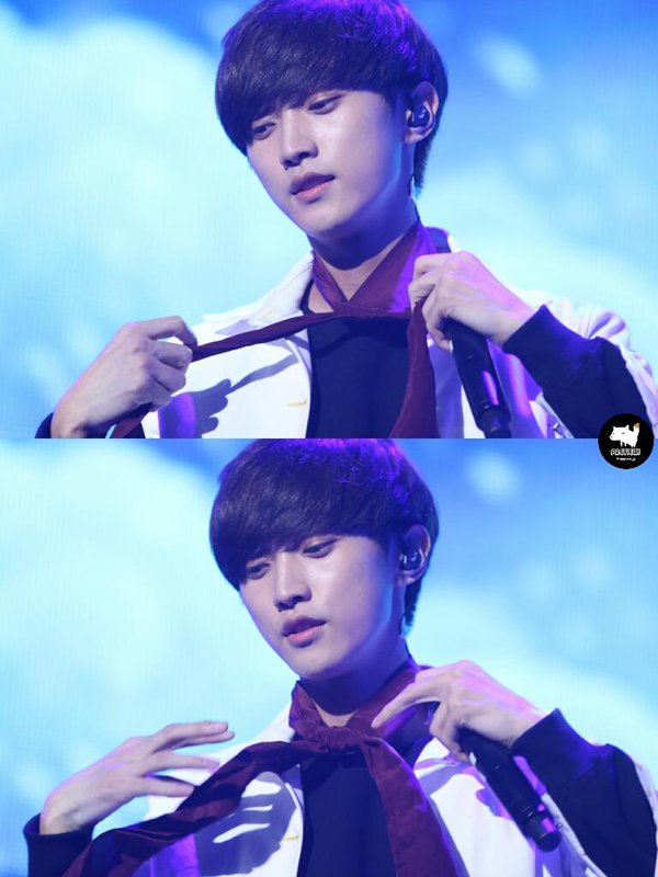 Official_B1A4's tweet photo. [PREVIEW][4P] 151104 #B1A4 Jinyoung at GMarket Concert STAYG7 (cr:myplace_jy &amp; JustYou1118) https://t.co/fi18AqmUj4