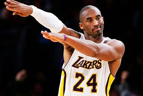 Paco_Virues's tweet photo. Kobe Bryant en los primeros 4 partidos de la temporada de los #Lakers:
15.8 puntos
2.5 rebotes
4.0 asistencias https://t.co/LxMbV68Gfn
