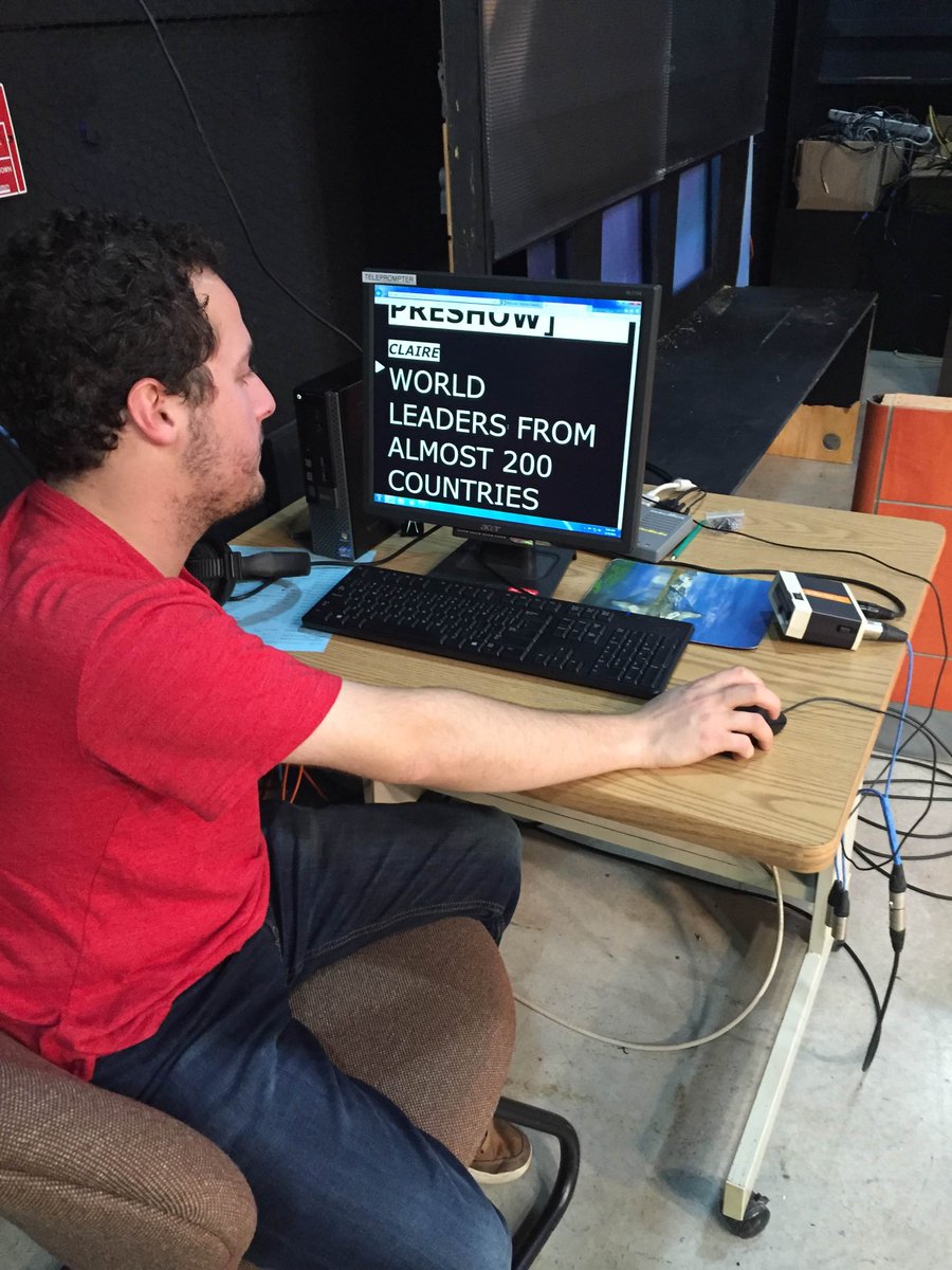 UI7Newsbreak's tweet image. Behind the scenes at #ui7 #newsbreak: