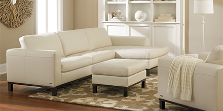 FrontRoomFurn's tweet image. 100% leather. 100% luxury. bit.ly/1Npf7x1