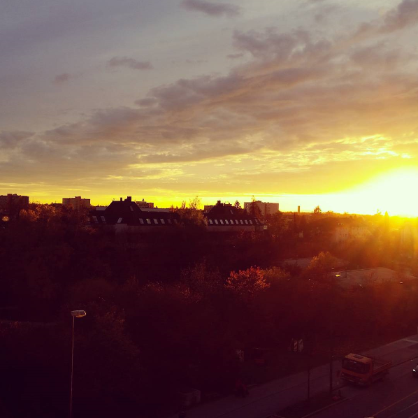 EdelmanGER's tweet photo. Glodener Herbst in München #edelview #münchen https://t.co/brcMI0xKlS