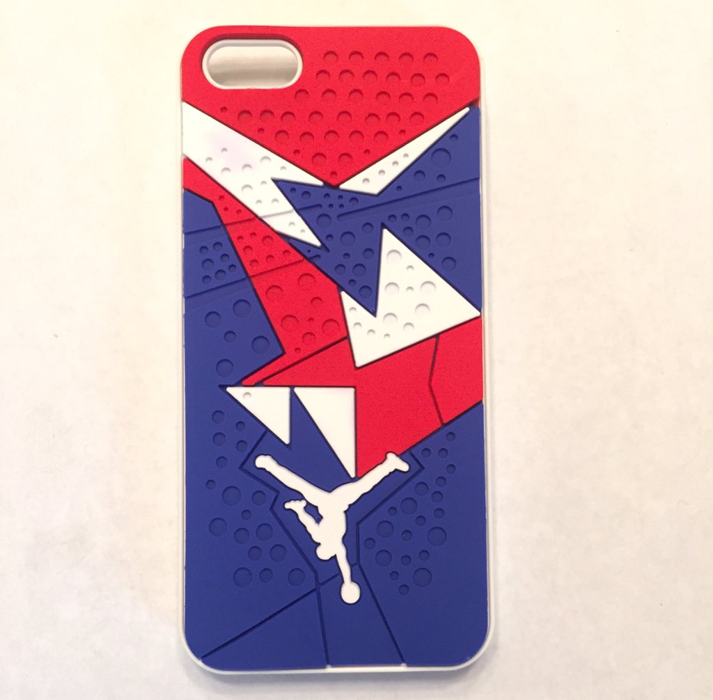 SneakerAppareI's tweet photo. All cases are back in stock! Go grab yours before they are gone 🔥🙌 

Shop➡️ https://t.co/tJP6iSw5Tm https://t.co/JTnbM5zlyh