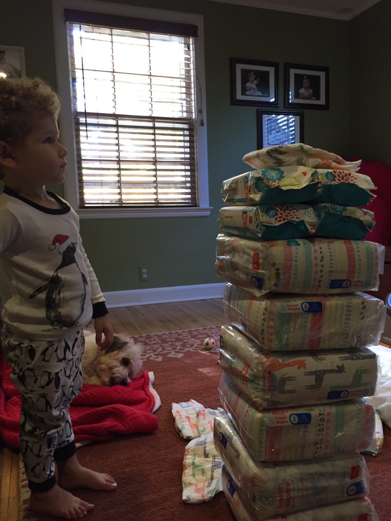 Honest's tweet image. Adorable #HonestBaby! RT @smhulbert13: @jessicaalba #honesttower #funandfunctional @Honest #Nathaniel #mybuddy