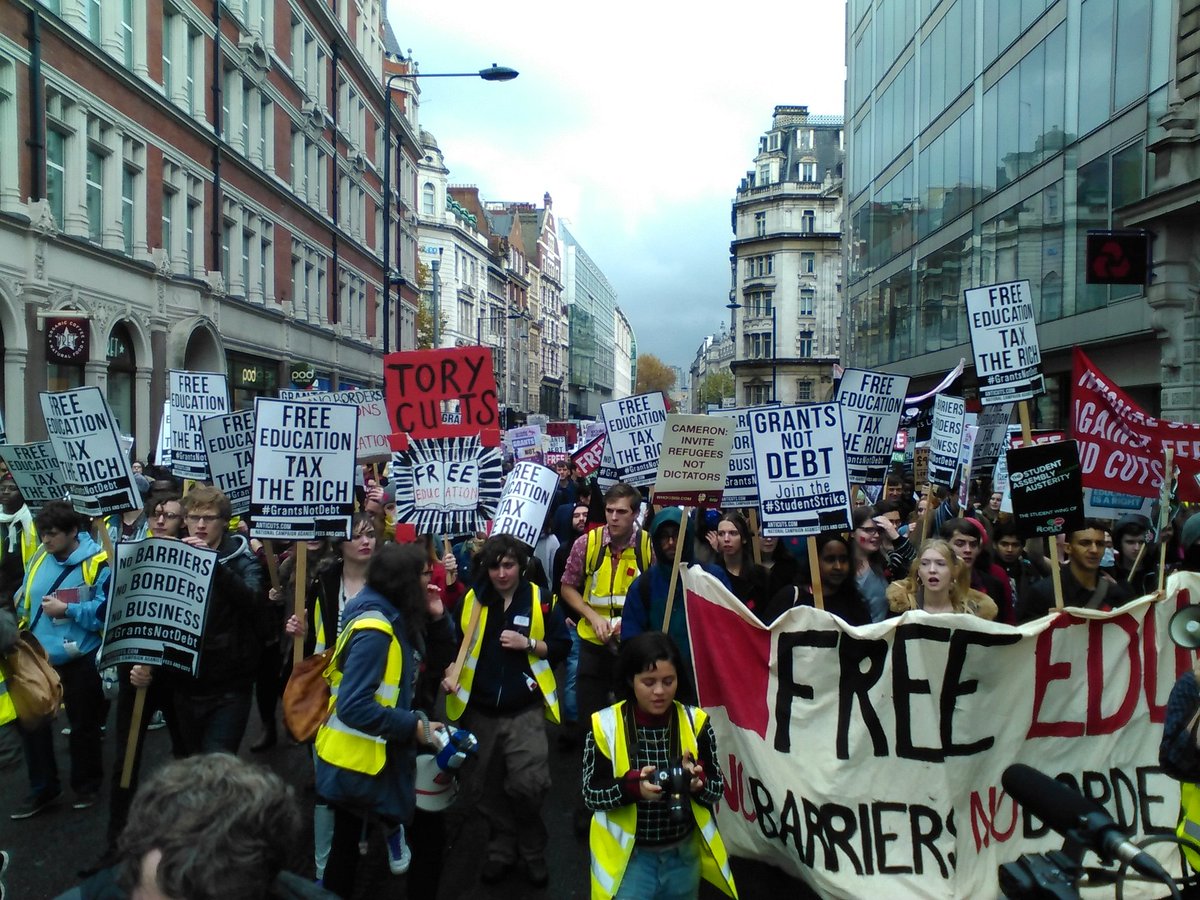 michael_chessum's tweet photo. Whatever the press says, this was one of the biggest &amp; best student demos in recent years. Be proud! #GrantsNotDebt https://t.co/fQtJeyZzCK