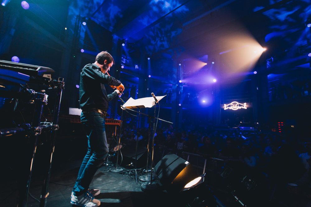 Ldn_Sinfonietta's tweet photo. Beautiful, immersive photography by Red Bull captured at our #FutureUnderground performance https://t.co/y47TQhe8G1 https://t.co/rouSLegYZY