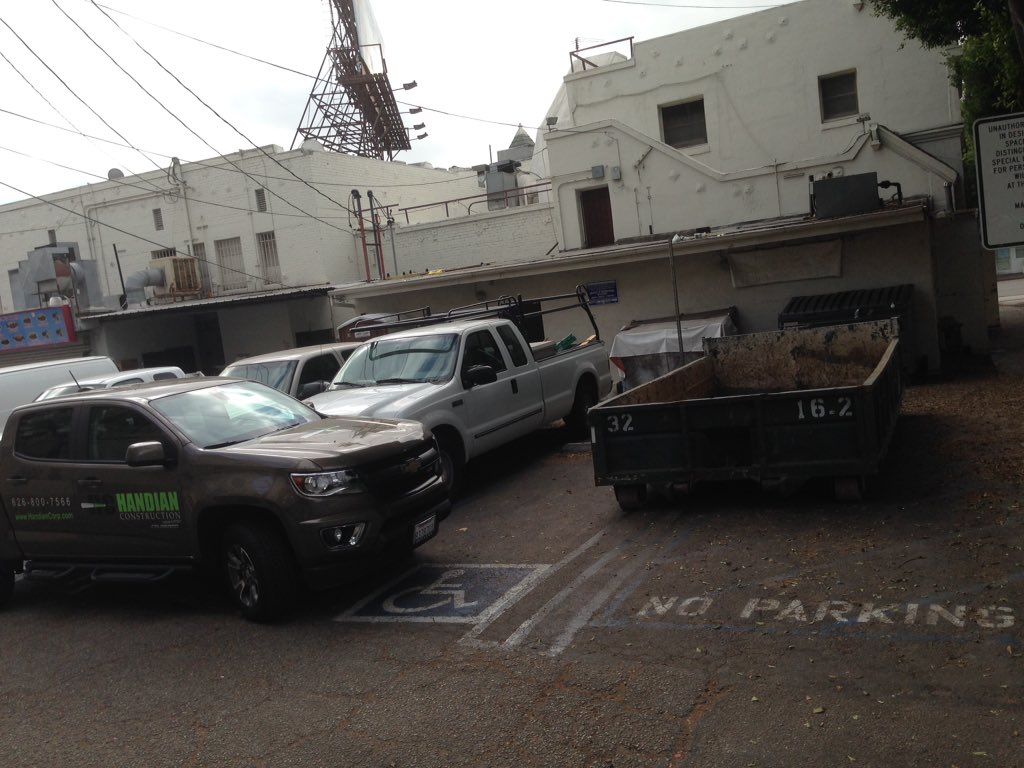 handiancorp's tweet photo. #menatwork #theroomsushionpico #LosAngeles #sushi on #pico #handianconstruction #restaurant #design #Engineer #build https://t.co/Cbz7kpq421