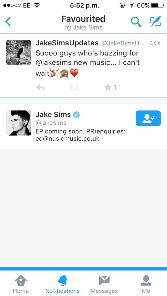 JakeSimsUpdate_'s tweet photo. Soooooo Jake faved my tweet🌚🌚🎉 ~Holly https://t.co/qJNvX8OpYI