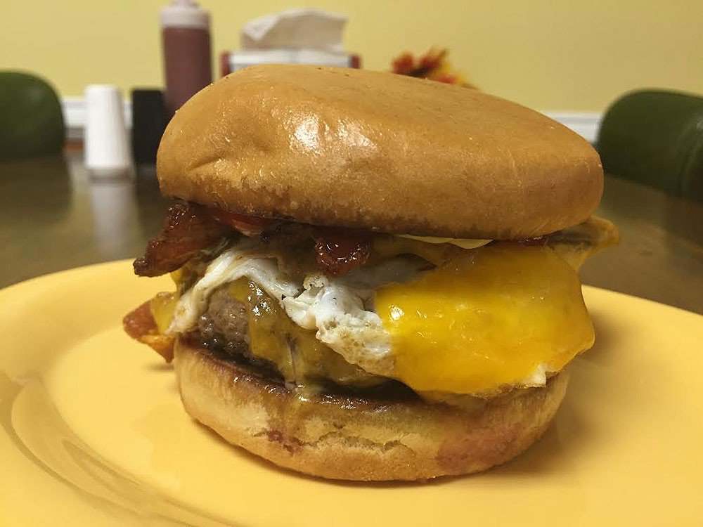 chsburgerweek's tweet photo. #ChsBurgerWeek at Cory's Grilled Cheese: Fried egg, sharp cheddar, thick cut bacon on a brioche bun. #chs #chseats https://t.co/JfVumXk4iM