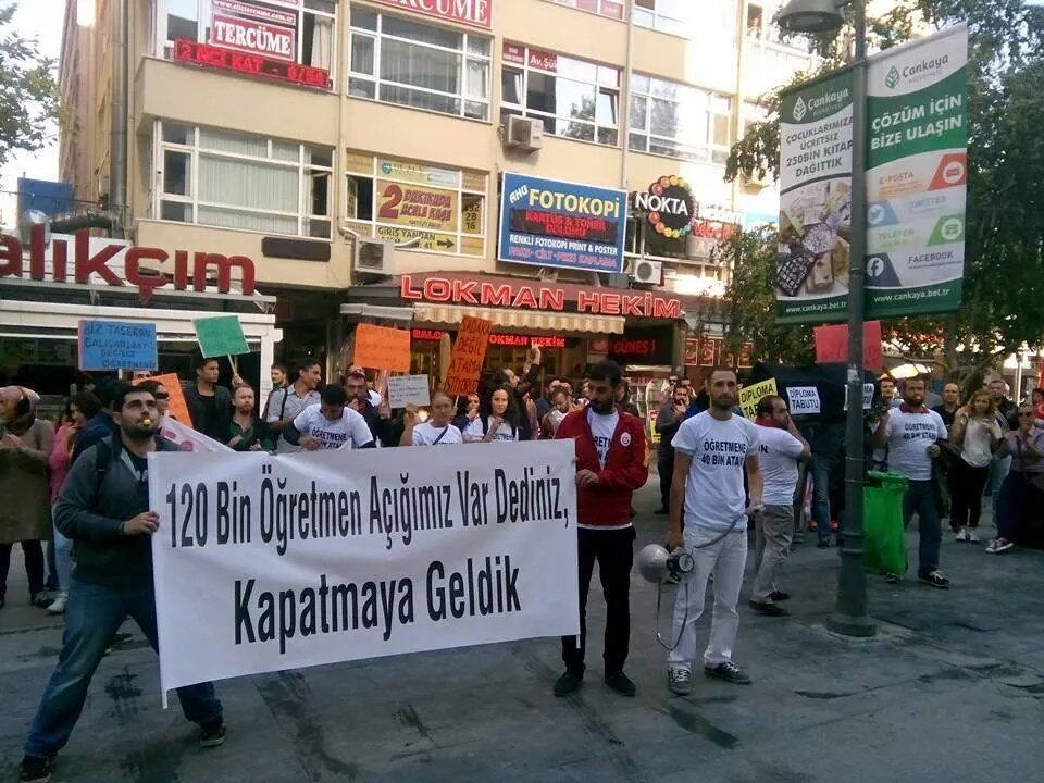 mrrblg's tweet photo. TBMMdenŞubatta 40BinÖğretmen https://t.co/4J8brrtsjI