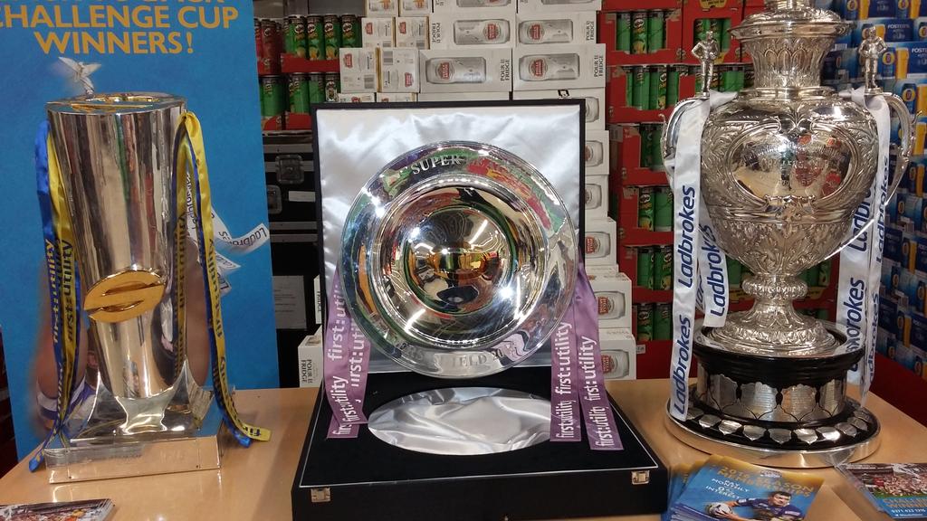 AsdaPudseyStore's tweet photo. Look what you have missed, all three @leedsrhinos trophies and @OneRonnieRhino here at Asda Pudsey #Back2BackRhinos https://t.co/tbWFLzP5lC