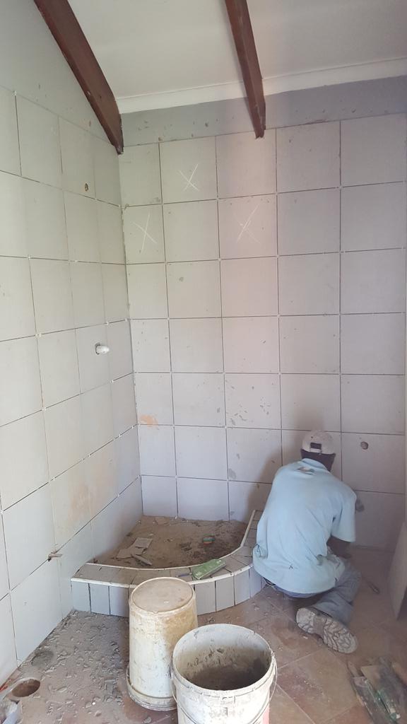 mrcprojects's tweet image. Install a new shower in a bedroom, still in progress.