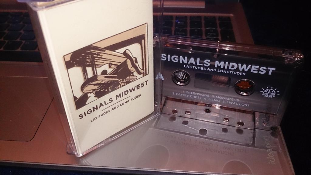 wmracketeers's tweet photo. WMR have mostly been listening to this beaut from across the pond. Check it out. https://t.co/NdzyYsT9v0