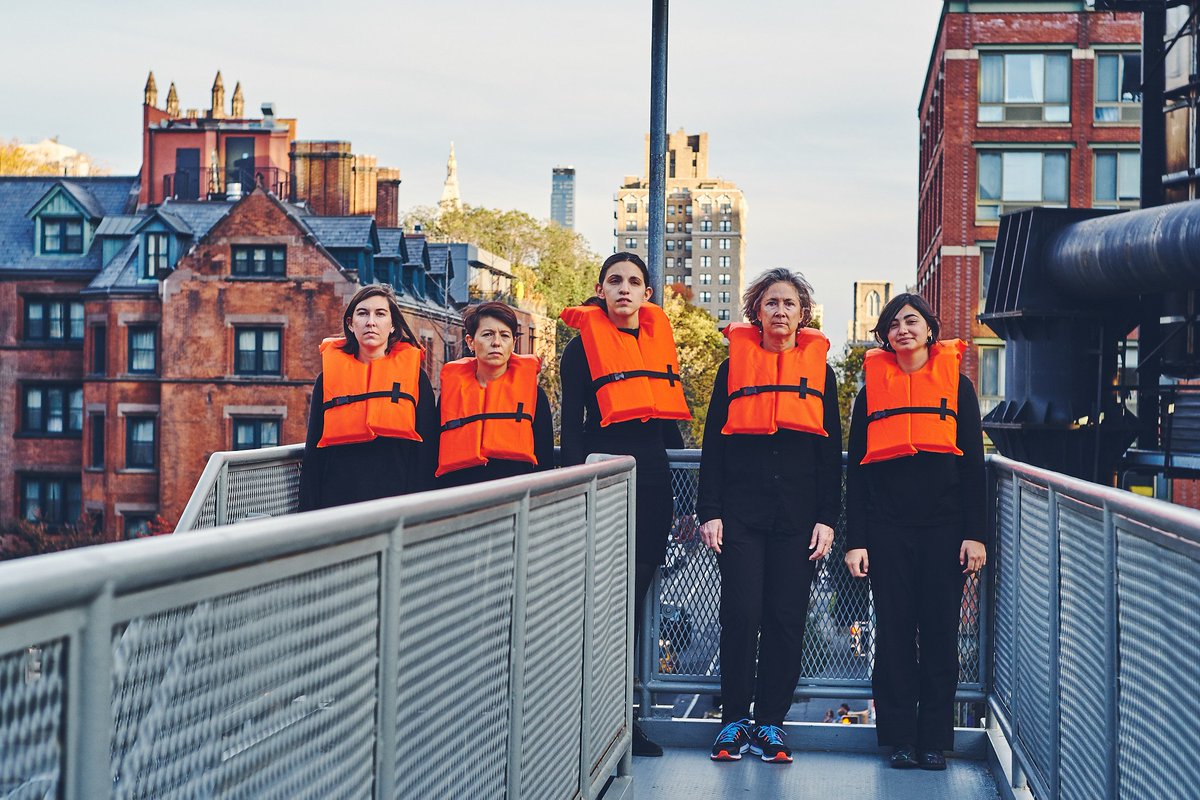 LaleGeorgia's tweet photo. #orangevest for #SyrianRefugees. #OpenEUborders #safepassage Now. @ArisMessinis https://t.co/L15CKsQmds
