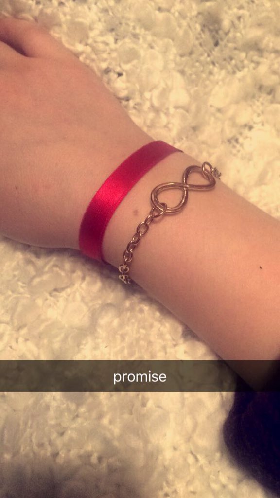 jonnaaqq's tweet photo. #PROMISEPROJECT #PromiseYouWillReturnBack ❤️ https://t.co/iA161O3gP0