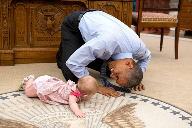 BuzzFeed's tweet photo. President Obama really can’t control himself around cute little kids https://t.co/e7WrtTw340 https://t.co/MwMunZkvpL