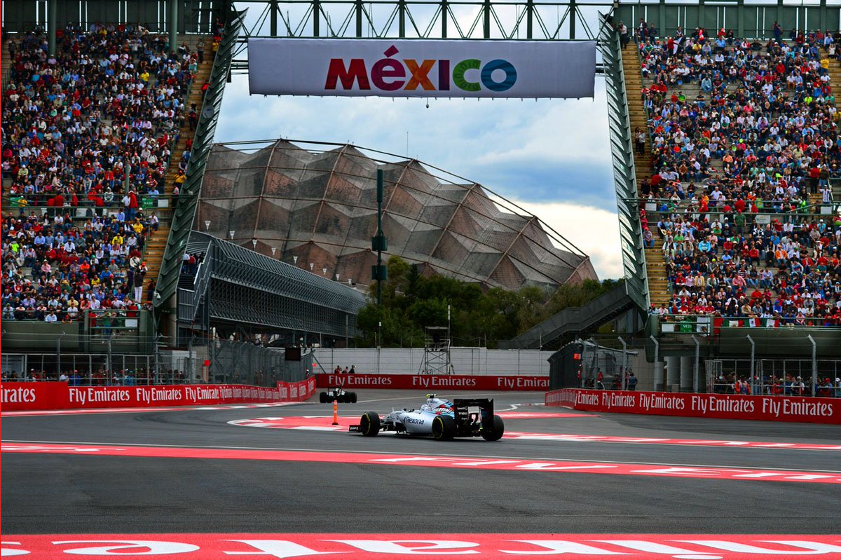 fittipaldi46's tweet photo. #WilliamsHackett @HackettLondon #f1 #grandprixphoto @MassaFelipe19 @WilliamsRacing #F12015 @ValtteriBottas https://t.co/GwabkZjCx2