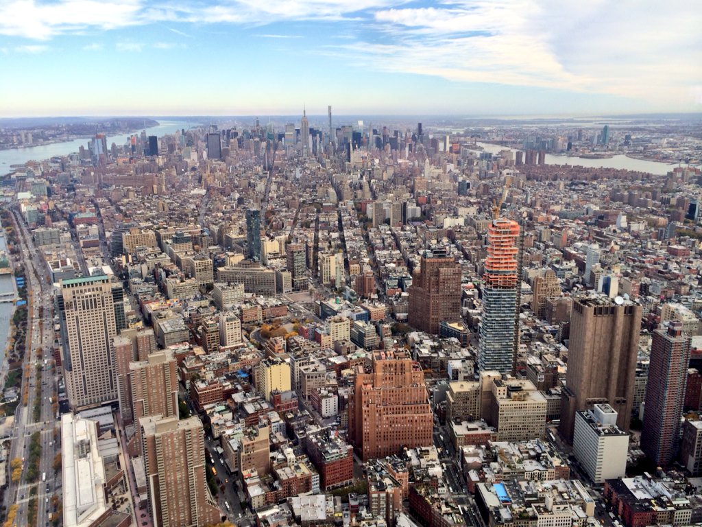 CristianBonetto's tweet photo. Good morning from #1WTC! @lonelyplanet #LonelyPlanet #LPinNYC #NYC #travel #skylines https://t.co/CgUOPQcghD