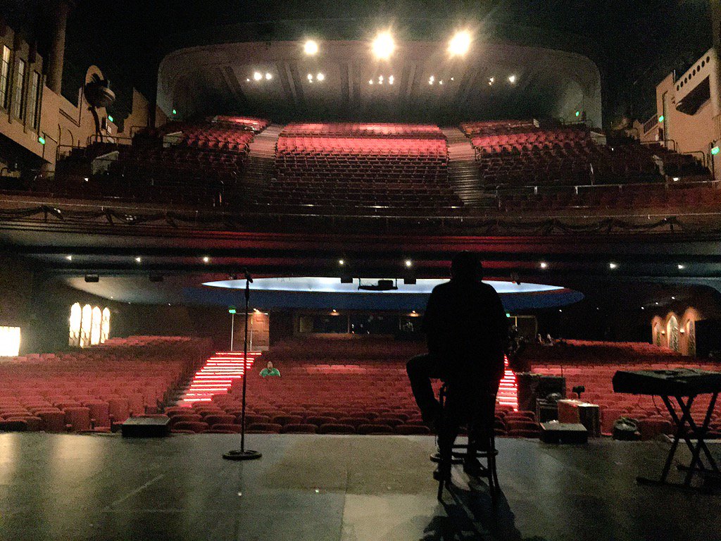 haashoficial's tweet photo. Segunda fecha SOLD OUT en el Teatro Ópera  están listos? #HaAshEnArgentina https://t.co/y9Vpe0dB1Y