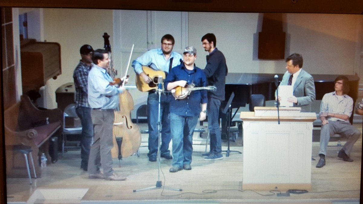 King_InstFC's tweet photo. Professor Story presenting specifics of Bluegrass music with thanks to visiting musicians. https://t.co/XakvgWSUGD