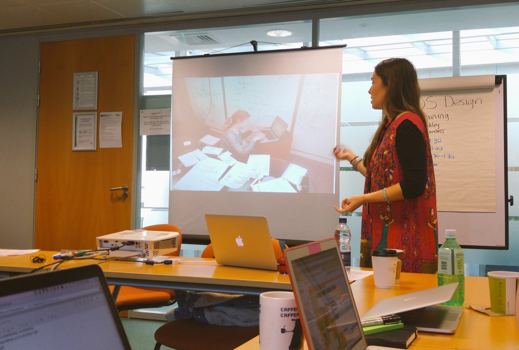 jackcols's tweet photo. Thanks @anaceciliaboman for coming to speak about #helpwithfees @gdsteam design training! https://t.co/bk3d6tPiYO