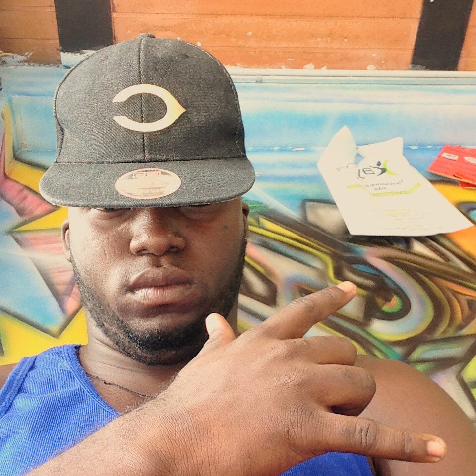 luisaracoltan's tweet photo. Buenos días 
Mi people
#blakgormusic
#Repost 
🎙💯💯🔈 https://t.co/s1oCZgLPvn