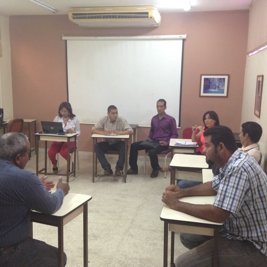 DAAS_UNEFM's tweet photo. Reunión de la coordinación Das con Servicio Comunitario y Prodimpa definiendo estrategia para personal académico https://t.co/9JSuDaX16H