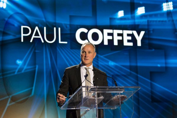 CanadianTire's tweet photo. Congrats Paul Coffey &amp; all @CanSportsHall #Induction2015 inductees! Catch the ceremony tonight @Sportsnet One 7PM E https://t.co/AqX5nC9605
