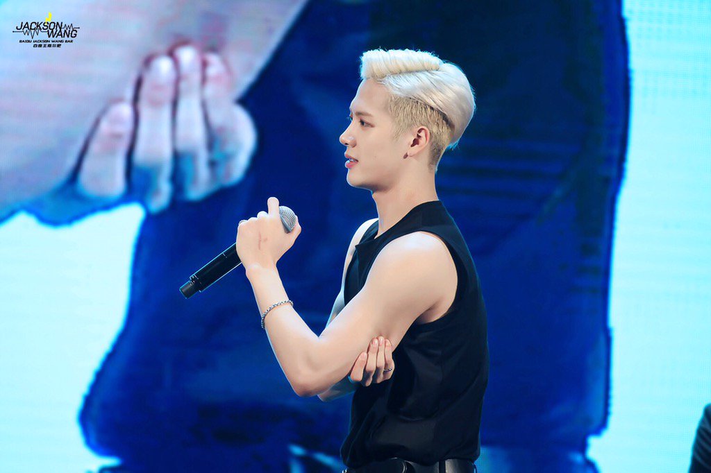 Jackson_Addict's tweet photo. 151031 #Jackson (cr jacksonwang bar) https://t.co/vwzD7u8hpW