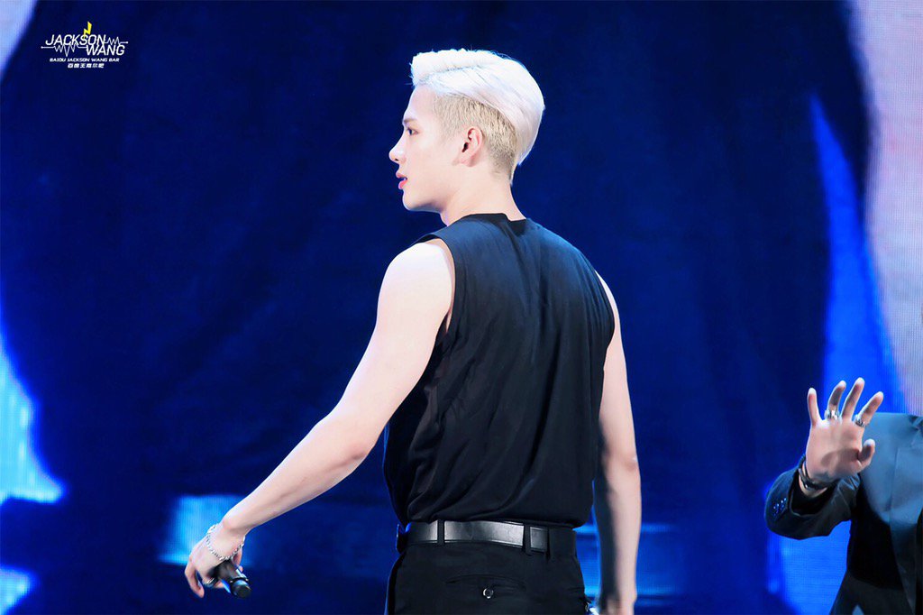 Jackson_Addict's tweet photo. 151031 #Jackson (cr jacksonwang bar) https://t.co/vwzD7u8hpW