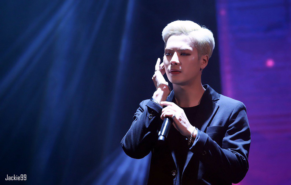 Jackson_Addict's tweet photo. 151031 #Jackson (cr jackie99) https://t.co/4LLFNAw1XU https://t.co/8tCV4eXR5o https://t.co/kuhmiYNbQW https://t.co/T3xakSRAO2