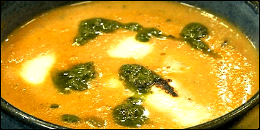 CNNChile's tweet photo. Amor por el sabor: Cómo hacer sopa de tomates asados, albahaca y mozzarella https://t.co/UBHe20vkqk #CNNChile https://t.co/xCsXEAzPtY