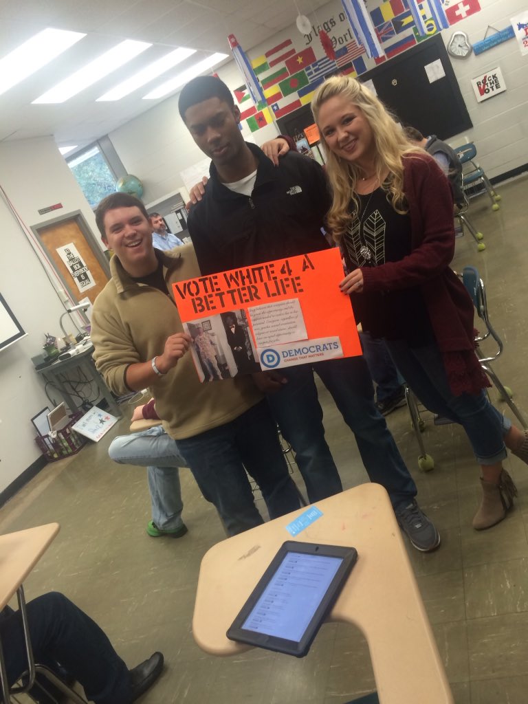 ashleytap15's tweet photo. #votewhiteforabetterlife @Greg4Presidency @CodyLaneCash1 https://t.co/0NtbM7oDoO