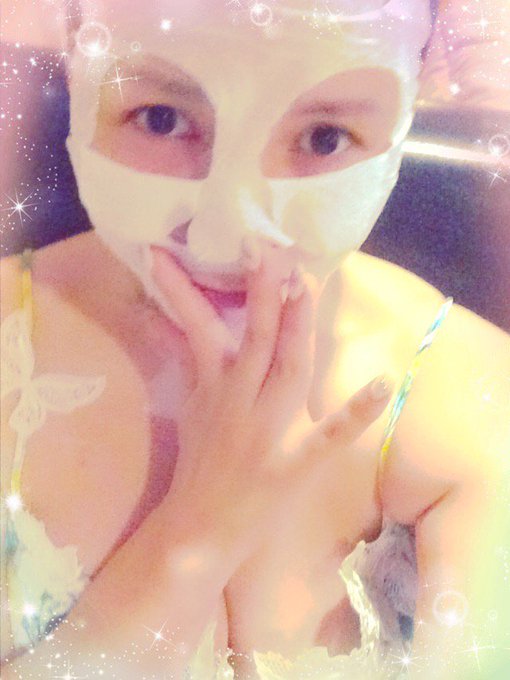 パックしてるん(ღˇ◡ˇ)♡Lᵒᵛᵉᵧₒᵤ♡ https://t.co/tme55LS6JW
