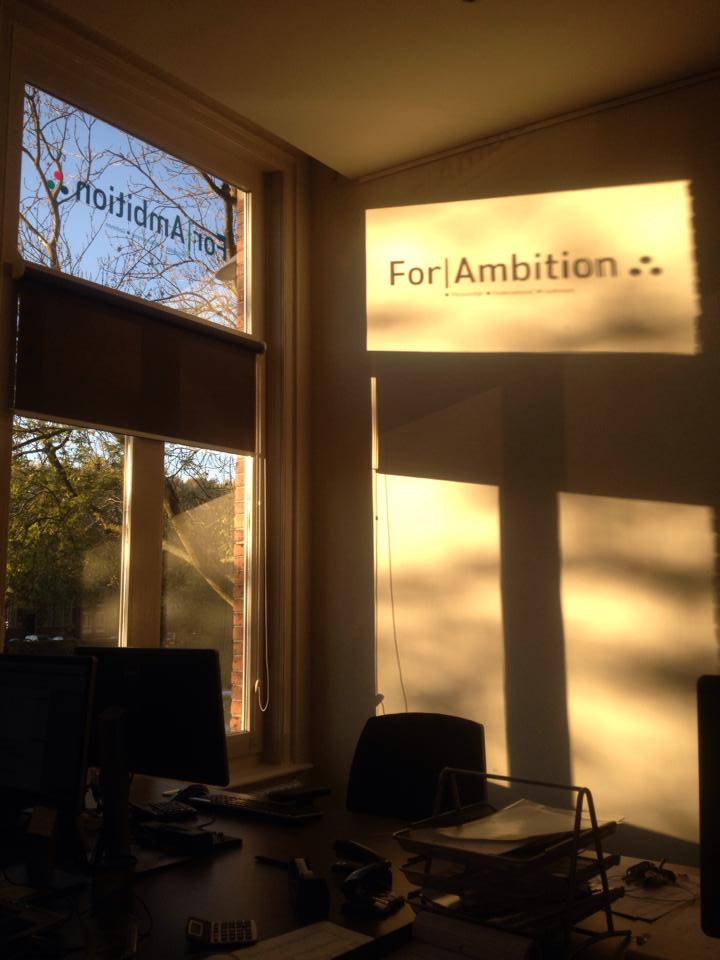 lisaschuts's tweet photo. Wij zijn blij met de nieuwe belettering! Zie hieronder het resultaat! #ForAmbition https://t.co/cRchzh6FsX