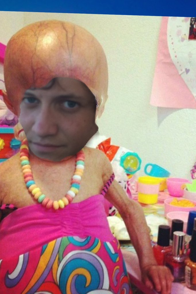 Squad2Roast's tweet photo. Leaked photos of Matthew without makeup https://t.co/u5sUtsWYTI