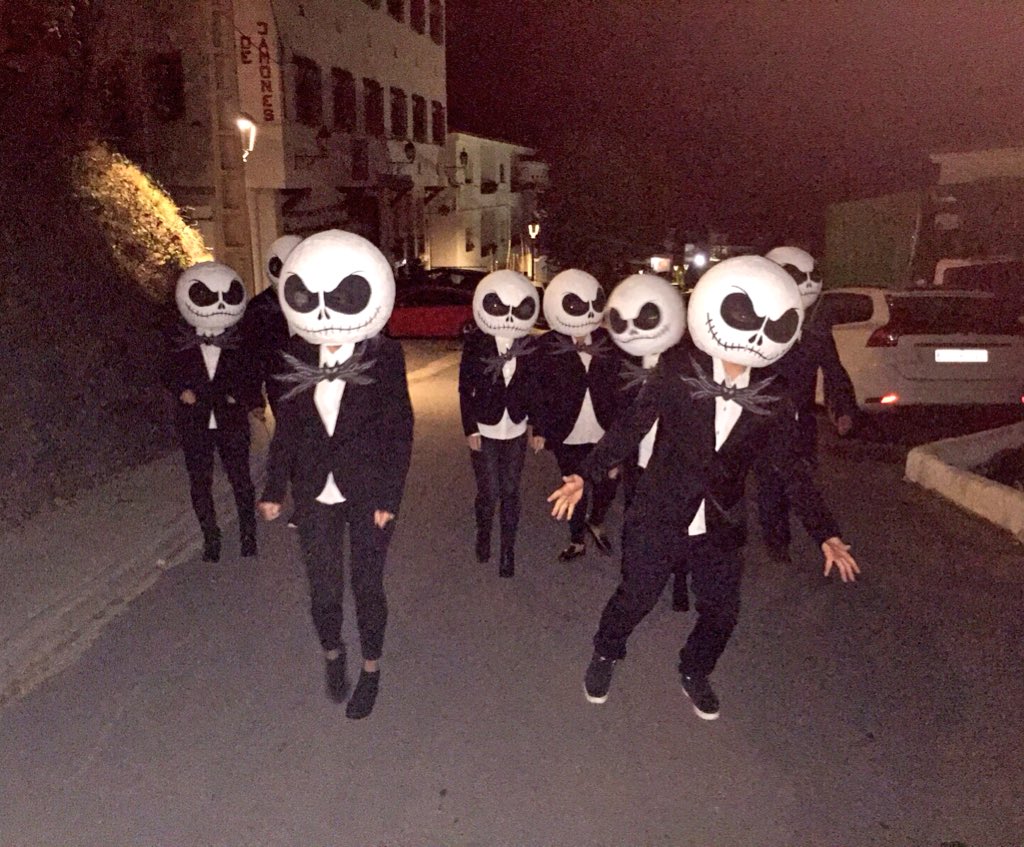 cristi25588's tweet photo. Halloween en Trevélez  #zapeando485 https://t.co/VSg45fsmpg