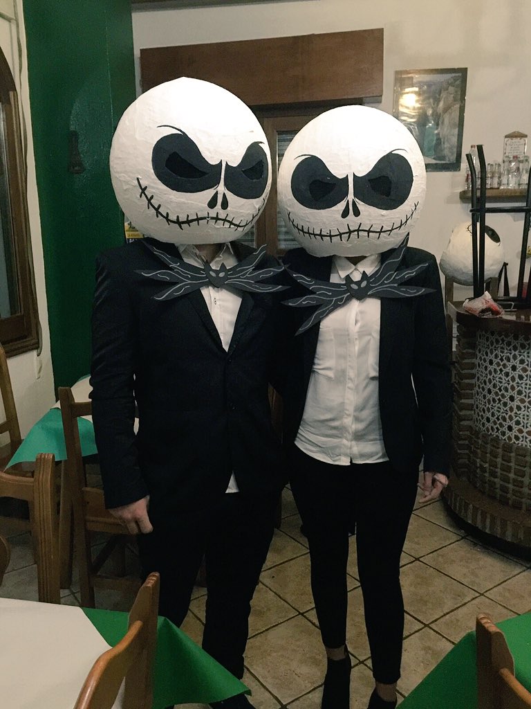 cristi25588's tweet photo. Halloween en Trevélez  #zapeando485 https://t.co/VSg45fsmpg