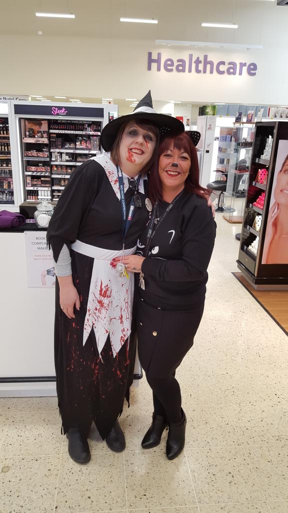 CornsJacqui's tweet photo. More Halloween fun at tesco dudley!  🎃 @BeautyWrldSkool @gina_pollitt https://t.co/QdIMgMcUNT