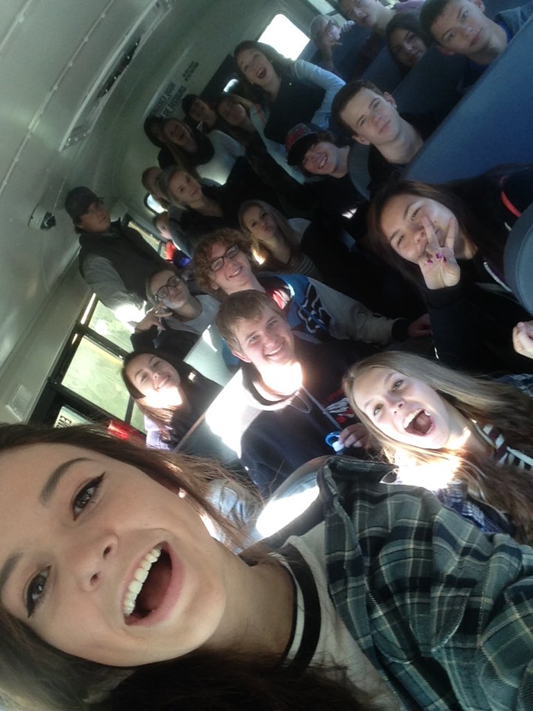 embishop14's tweet image. LIVE TWEET ME AND MY BUS JUST BEAT BROOKSIE #3fer #country95