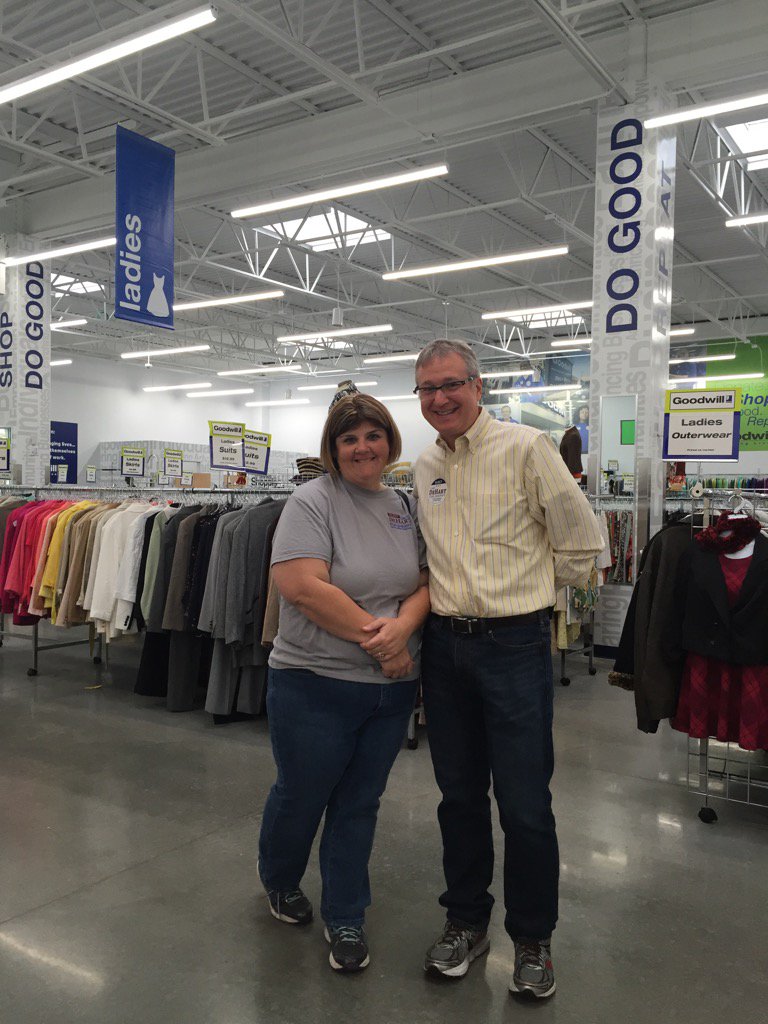 mbdsews's tweet photo. Amongst the other good things at Goodwill, found these campaigners!  @DeHartSheriff https://t.co/iBcT9Imawk