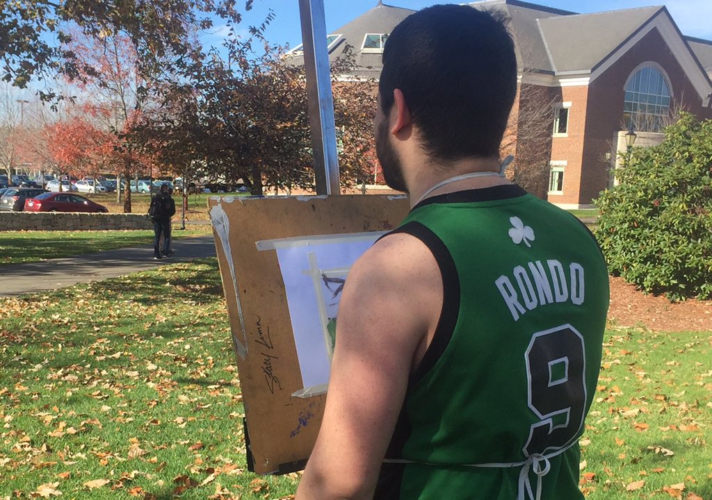 jearlenalism's tweet photo. Stonehill students taking advantage of the beautiful day, bringing their artwork outside! @MaureenEBoyle1 https://t.co/9jpSVjQtsZ