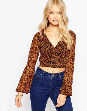 whatkatelovesbl's tweet photo. Looking for 70's inspired Fashion???? 
https://t.co/fC4ObC5JFO #blog #fashion #70s #70strend #trend #blogger https://t.co/1iqqs7LaT3